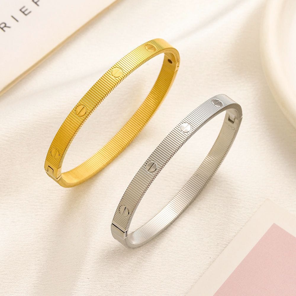 Silver Screw-Pattern Love Bangle Bracelet