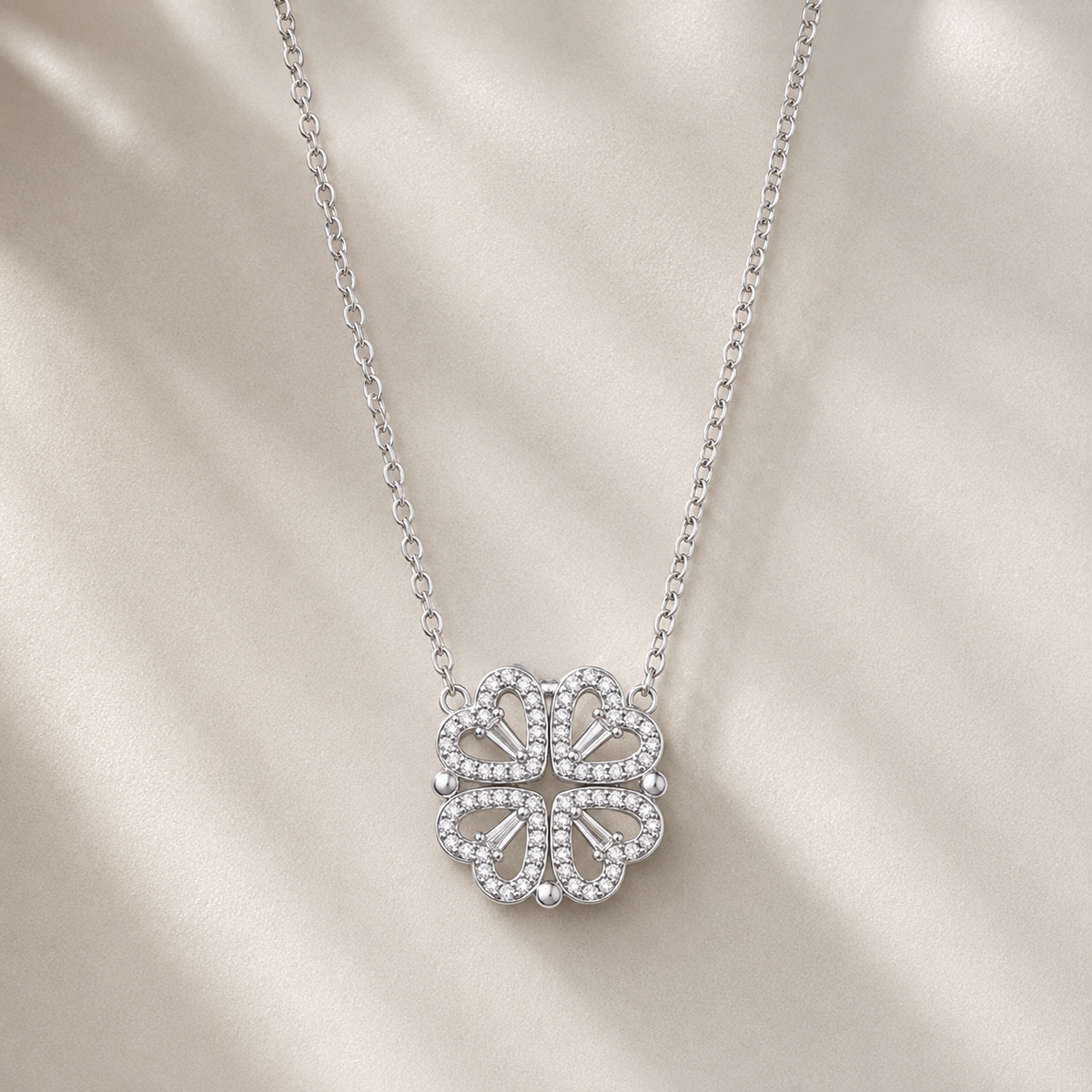 Four-Leaf Clover Necklace - Majlismart