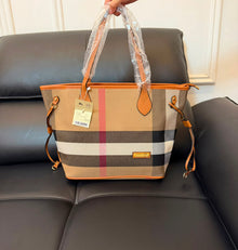 Classic Check Tote Shopper Bag – 46 × 16 × 29cm