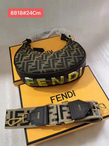 Structured 8818-Inspired Handbag – 24 cm with Box