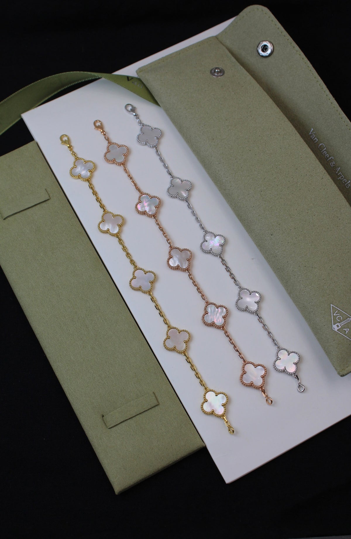 VanCleef & Arpels Vintage Alhambra Bracelet – 5 Motifs | 18K Gold Plated | Mother of Pearl