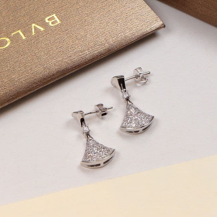 Crystal Fan Drop Earrings - Pave Crystal | أقراط مروحية بالكريستال